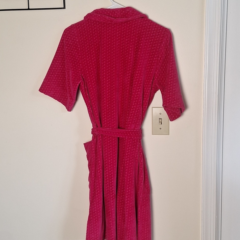 Pink Textured Velvety Robe Size M - Picture 5 of 7